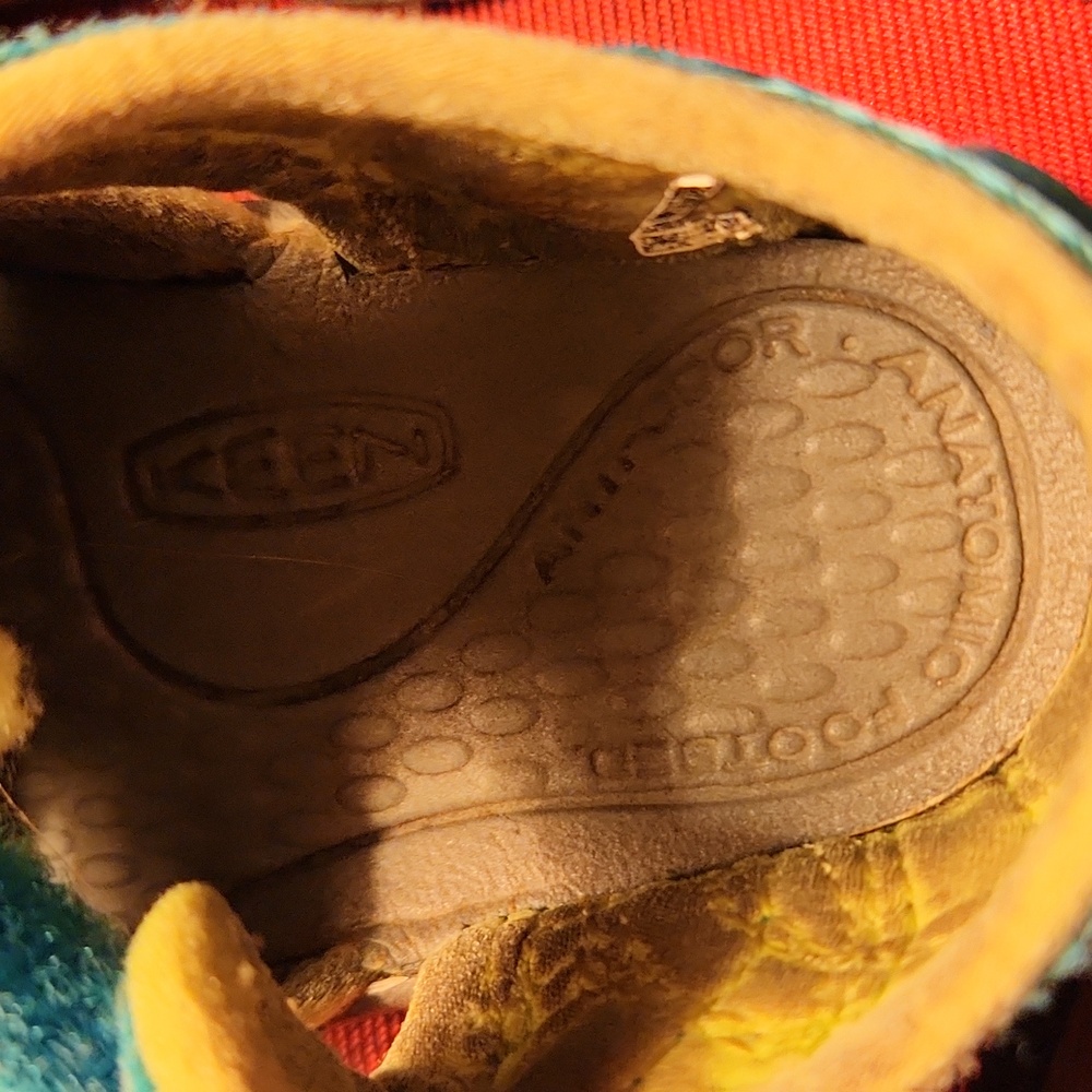 Keen Kids Aqua Blue and Yellow Sandals Size Toddler 6 - Picture 10 of 16